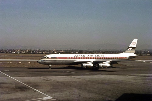 Japan Air Lines Douglas DC-8-50 Akai  1966; photo by Albert Mueller